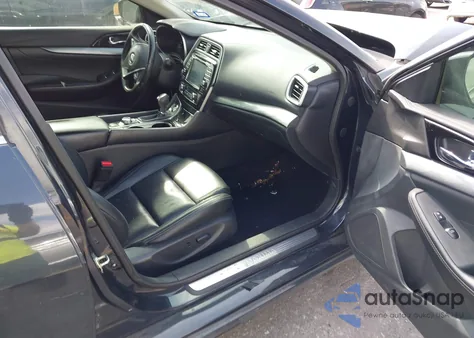 2016 Nissan Maxima 3.5 Sv z USA, uszkodzony, nr VIN 1N4AA6AP7GC394370